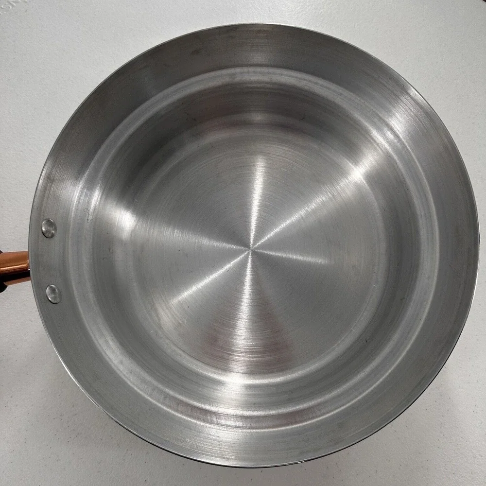 Iron and Copper Chafing‎ Dish Fondue Pan Set Wooden Handle Lightweight No Lid